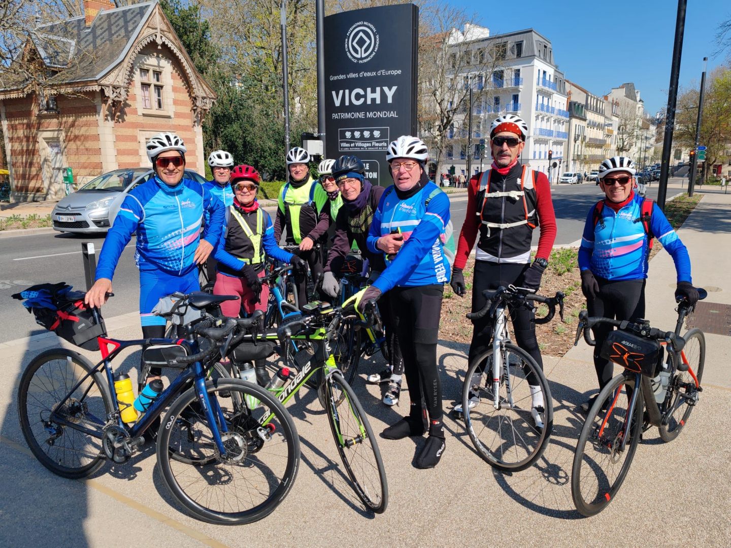 bfef8406-a62f-4339-9e77-bc2c08fc802d